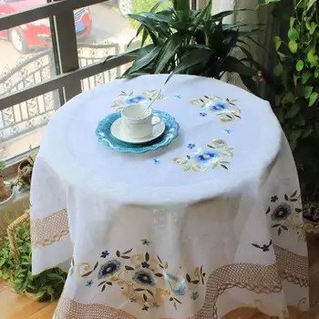 

136x136cm European pastoral simple embroidery tablecloth square table cloth piano cover decorative all purpose dust proof towel