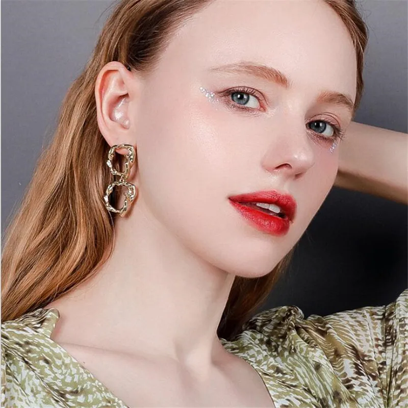 

YIKUF88 Women Earrings Circle Earrings Asymmetric Folded Double Ring Earrings Exaggerated Retro Trend Irregular Earrings
