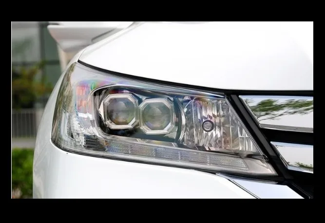 Для Honda Accord передние фары прозрачные абажуры лампы оболочки маски фары крышка объектива фары - Цвет: Left and Right