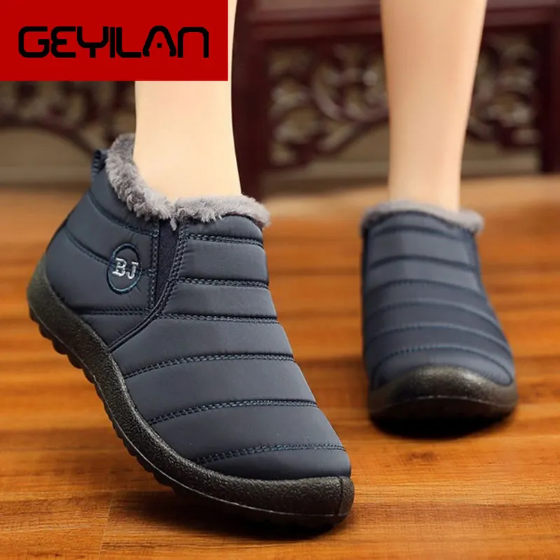 

Plus Size Winter Boots Women 2019 Plush Insole Snow Boots Antiskid Bottom Waterproof Women Shoes Woman Keep Warm Ladies Shoes