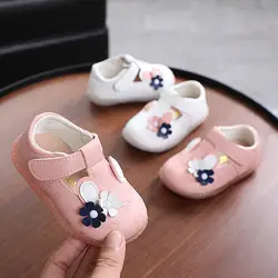 2019 Осенняя кожаная детская обувь; тонкие туфли принцессы на плоской подошве с цветами; маленькие детские туфли; детская обувь