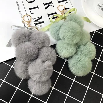 

12pcs/lot Wedding Souvenir Baby Shower Party Favors Plush Fruit Grape Pendant Keychains Creative Gift For Guest Giveaway Bag Dec