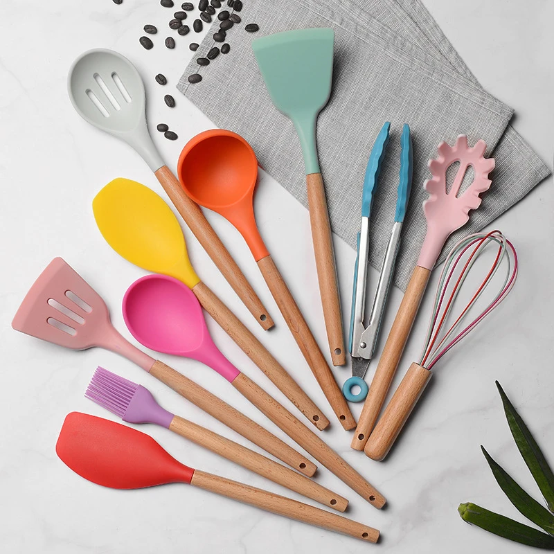 

12PCS Colorful Silicone Kitchenware Set Heat Resistant Non-stick Wooden Handle Kitchenware Cooking Utensils Set