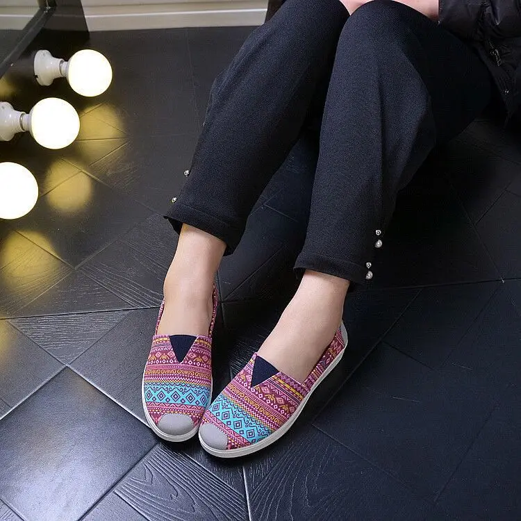 

Ladies Summer Fashion Flat Shoes