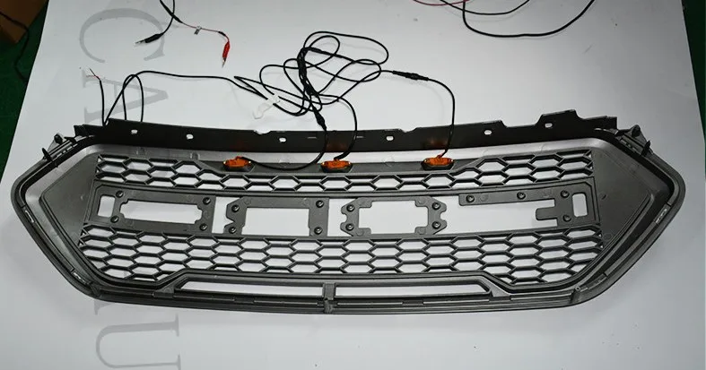 Front Racing Grille With LED Lights For Ford Escape Kuga High Quality ABS Front Middle Grille 2017 2018