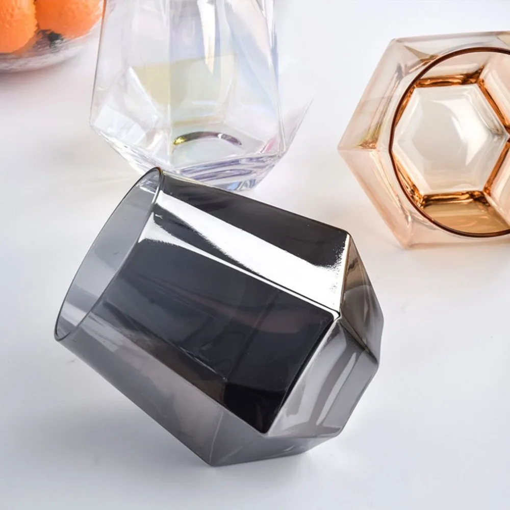 PF180506-C-20061104-1