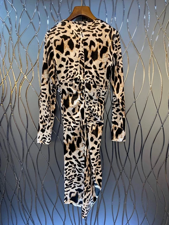 winter new women catching V-neck dress 1011 leopard thin wrinkles