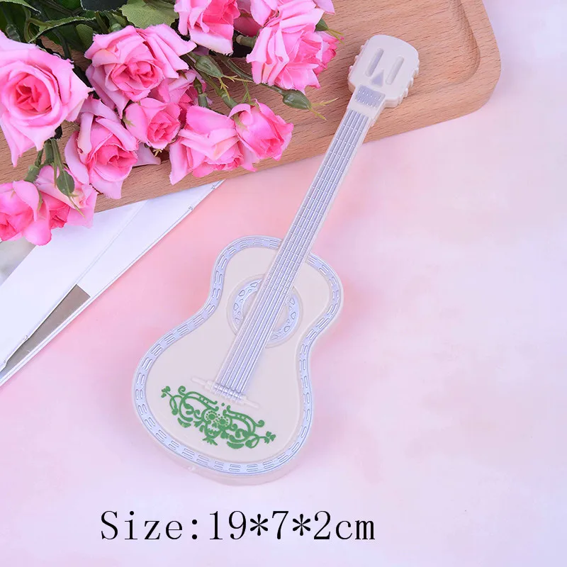1pc Гитара скрипка труба саксофон барабан микрофон фонограф кукла музыкальный инструмент для кукол музыкальный дом бар кукла аксессуары - Цвет: 1pc