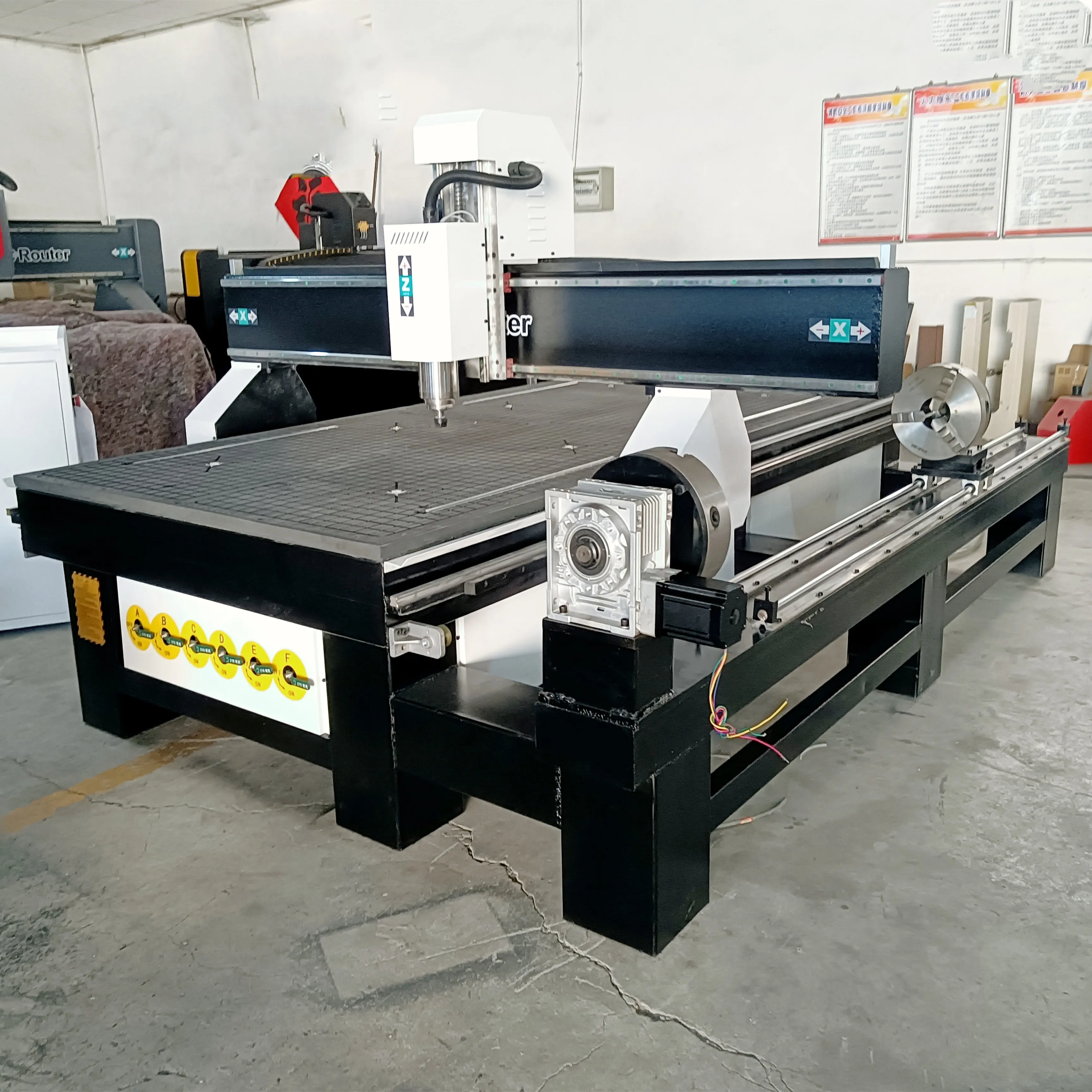 New Design Economic CNC Router CNC 4x8FT Wood Engraving Machine CNC Milling Machine For Aluminum