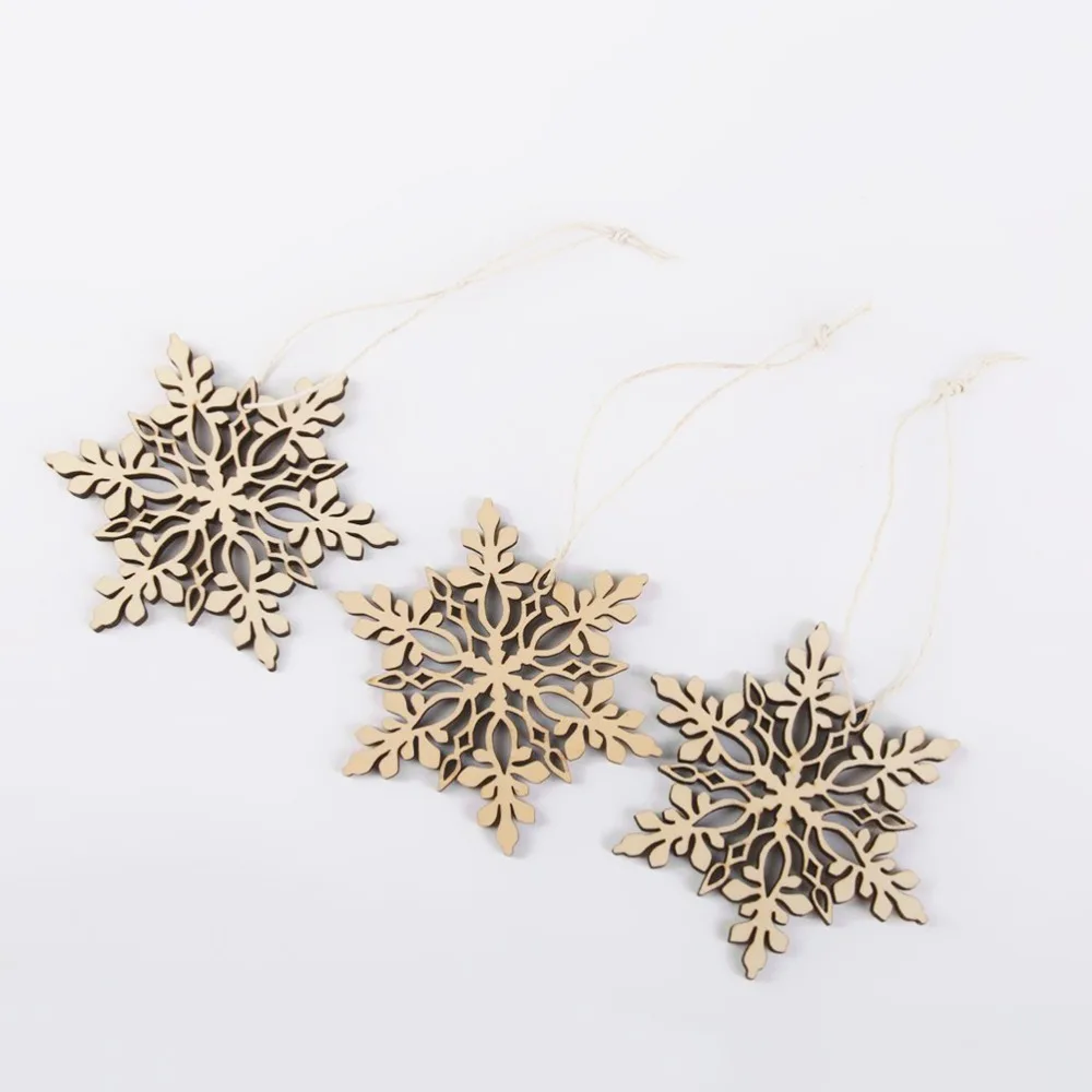 Unfinished Natural DIY Wood Slice Xmas Ornaments Cut Wood Slices Tags Snowflake Cutout for Holiday Season 10pcs