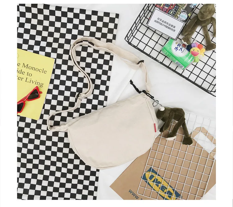 Harajuku Simple Canvas Dumpling Bag Ann ke ni Korean-style New Style Frog Pendant Shoulder Square Sling Bag