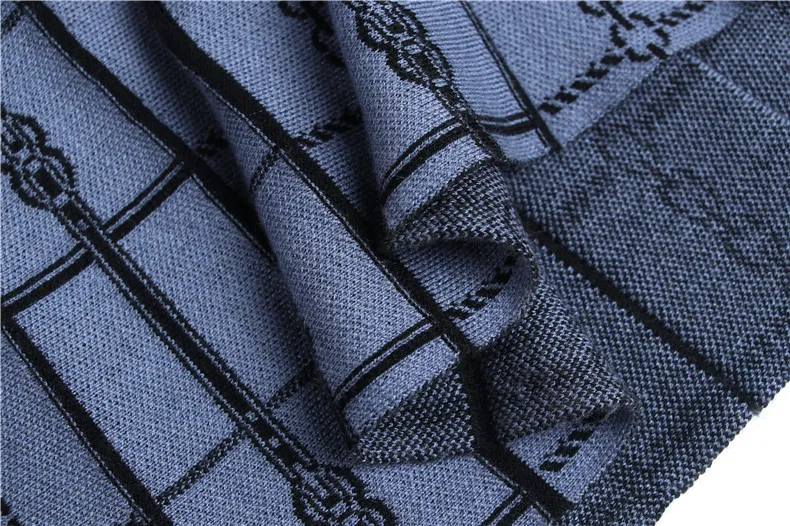 Knitted Dress Women Autumn Winter New Fashion Patchwork Round Neck Long Sleeves Slim Elastic Sweater Dress Knee Length