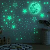 30cm Luna 435 Uds estrellas lunares verde Pared luminosa calcomanía dormitorio de Niños de papel tapiz de escaleras fluorescente Mural ► Foto 1/6