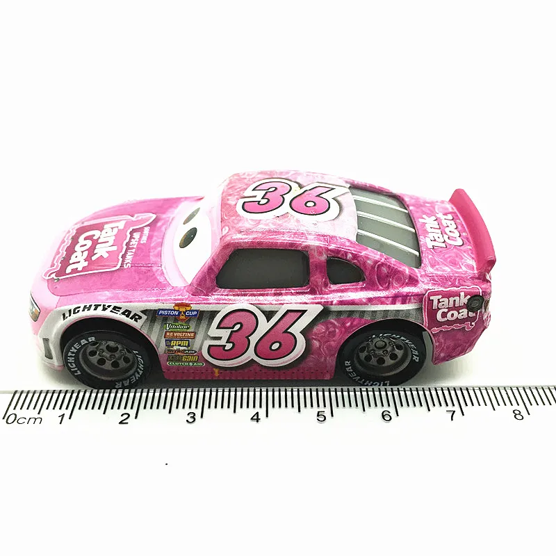 Дисней Pixar Racing 2 3 Golden Thunder McQueen пуленепробиваемый автомобиль из сплава 1:55 · Storm Ramirez
