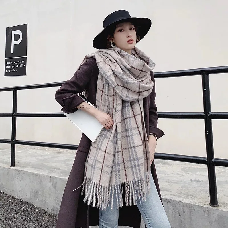 Китайский качественный Шелковый Модный высококачественный кашемировый осенне-зимний женский шерстяной утолщенный теплый платок женский клетчатый шарф с принтом