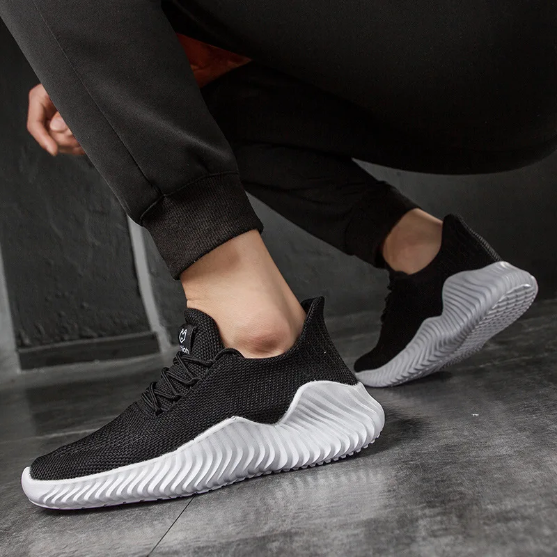 KAMUCC 2019 Sneakers Men Flyknit Breathable Casual Male Footwear Light Big Size Shoe Masculino Adulto Support Dropshipping 39-47
