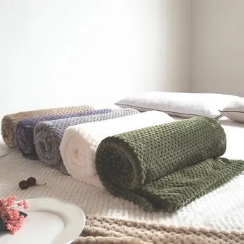 

Warm Plush Fleece Throw Blanket Striped Super Soft And Modern Line Style Winter Thick Fleece Bed Sofa Bedspread Travel Blankets