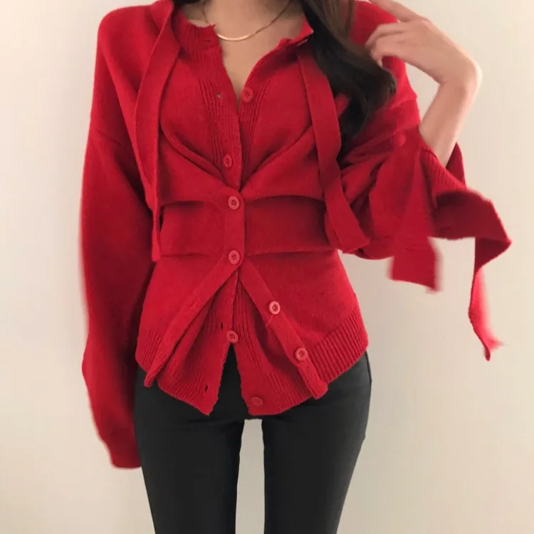 

Autumn South Korea INS Elegant Versatile Sense of Design Irregular Single Breasted Torn Edge Waist Hugging Slimming Sweater