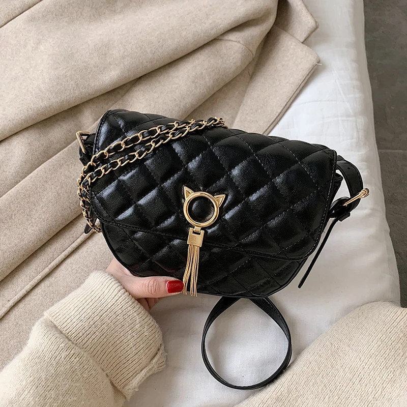 

Diamond Lattice Half Moon Semi-circular Luxury Chain Handbags Tassel Women Crossbody Shoulder Party Bags Designer Small Clutch
