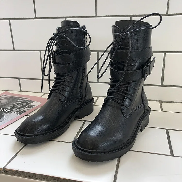 

Lace Up Autumn Boots Bootee Woman 2019 Martins For Women Leather Booties Low Heels booties Round Toe Women's Rubber Shoes Rain