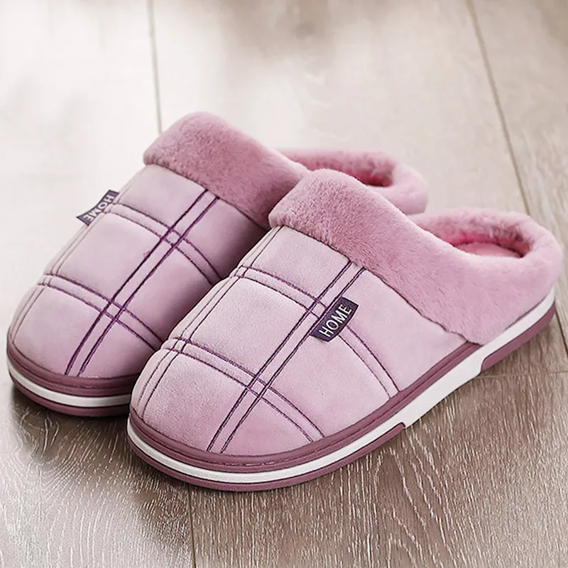 Женские домашние тапочки; большие размеры 43-51; модные удобные зимние тапочки из флока в мелкую клетку; женская Нескользящая теплая Домашняя обувь из термопластичной резины - Цвет: Purple