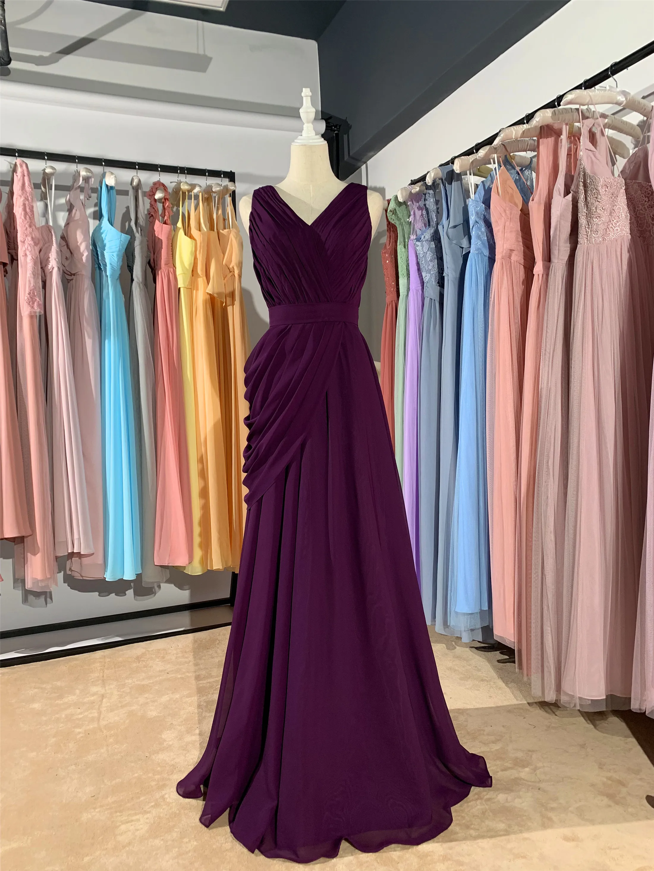 

2023 new different color Vintage Violet long v-neck sleeveless chiffon Customizable fashion bridesmaid dress mocini tailor