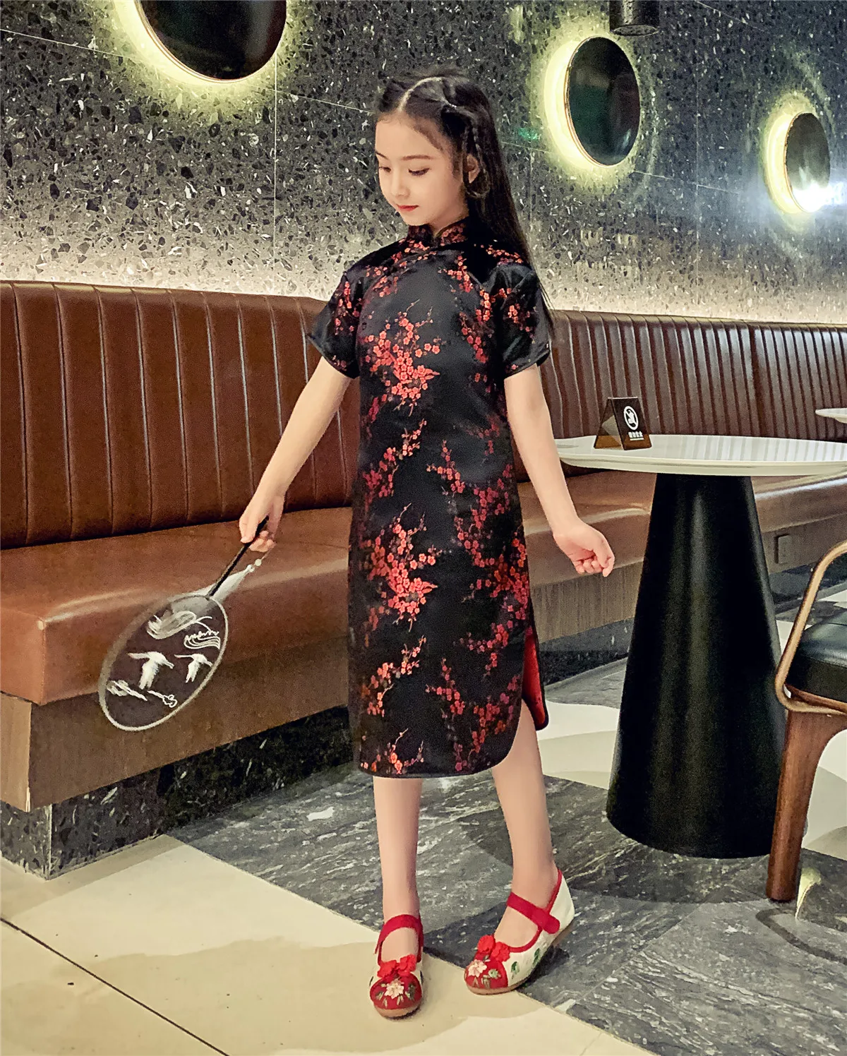 

Shanghai Story 2021 Chinese Dragon Phoenix Floral Qipao Cheongsam Dress For Girls