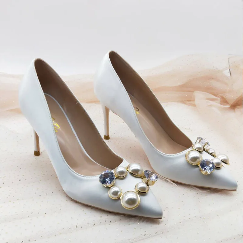 

2020 new French girls' high-heeled wedding shoes Western-style plus-size white wedding shoes rhinestone pearl bridesmaid shoes