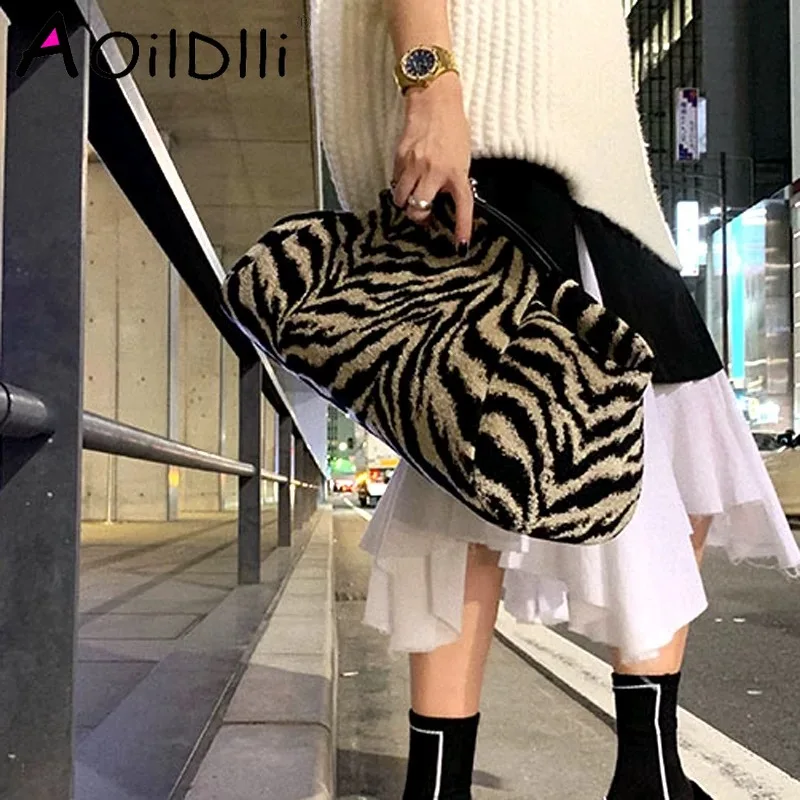 

Zebra Stripe Large Day Clutches Famous Brand Designer Women Leather Clip Envelope Bag Capacity Evening Bags Purses And Handbags
