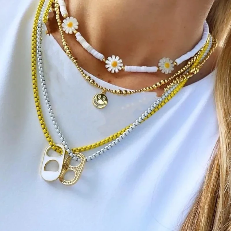 

Fresh Fashionable Daisy Flower Handmade Necklace For Woman Fashion Charm Choker Soft Ceramic Chain Exquisite Accessories Gift