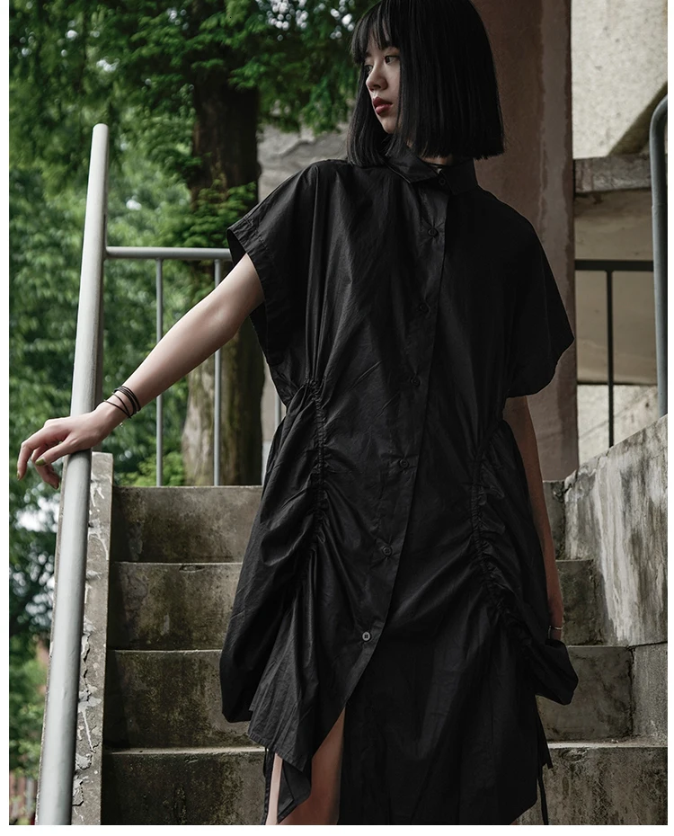 [EAM] New Spring Summer Lapel Short Sleeve Black Irreuglar Fold Split Joint Loose Shirt Dress Women Fashion Tide JX113