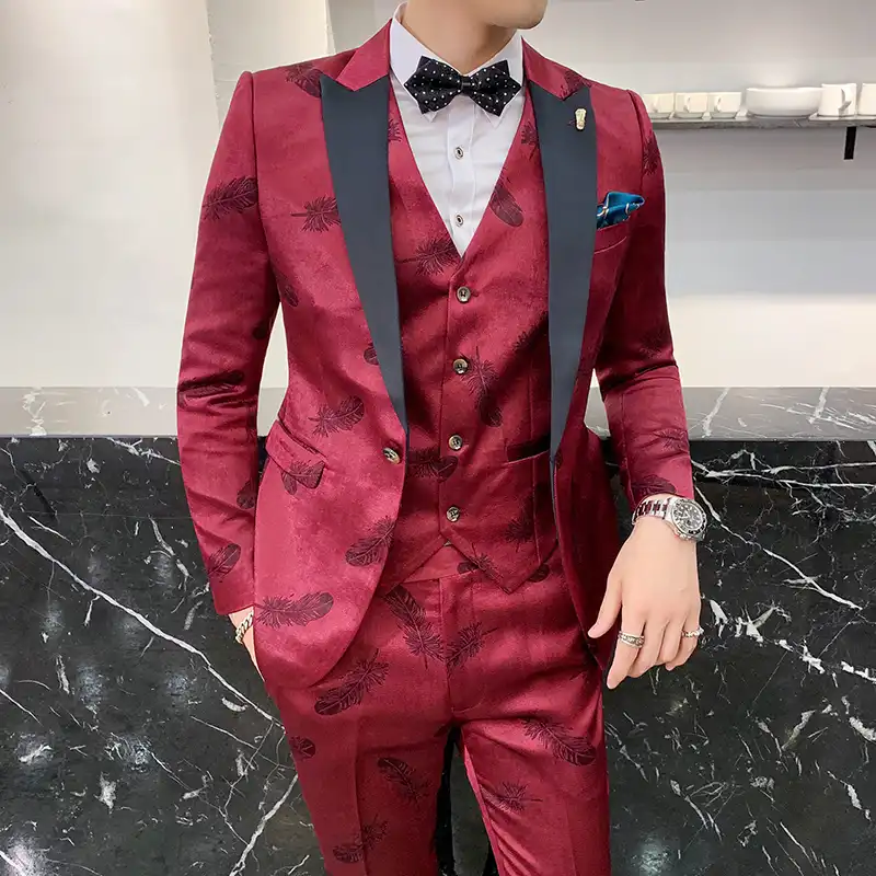 Traje De Boda Rojo Para Hombre Con Estampado A La Moda Y Diseno De Plumas Para Hombre Traje Elegante De Cuello Chal 3 Piezas Homme Dropshipping Q208 Aliexpress