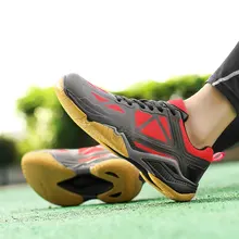 Nowe luksusowe buty do badmintona mężczyźni kobiety wygodne buty do siatkówki damskie antypoślizgowe buty do tenisa jakości trampki do badmintona tanie i dobre opinie Viniatoo CN (pochodzenie) Spring2019 Dobrze pasuje do rozmiaru wybierz swój normalny rozmiar Sznurowane Podłoga PCV Profesjonalne
