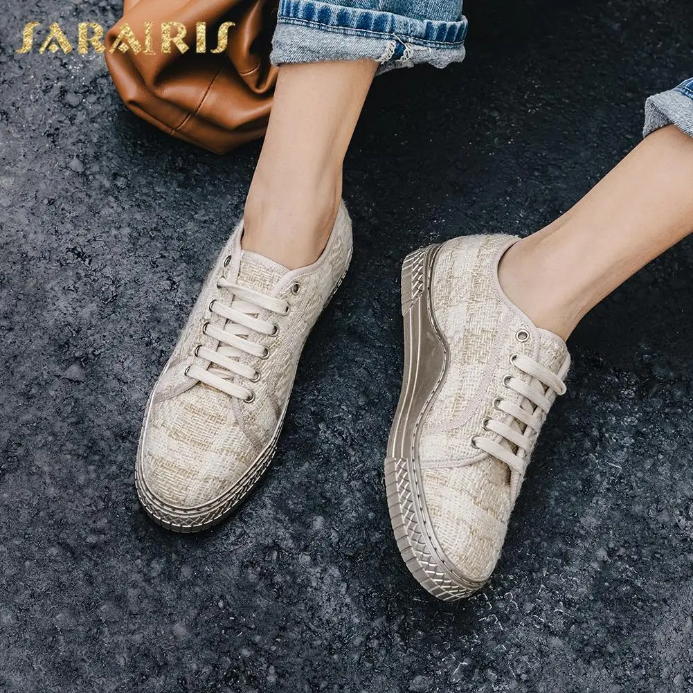

Sarairis Hot Sale 2020 High Quality Flat Platform Sheepskin Shoes Woman Flats Lace Up Mixed Color Spring Flats Women Shoes