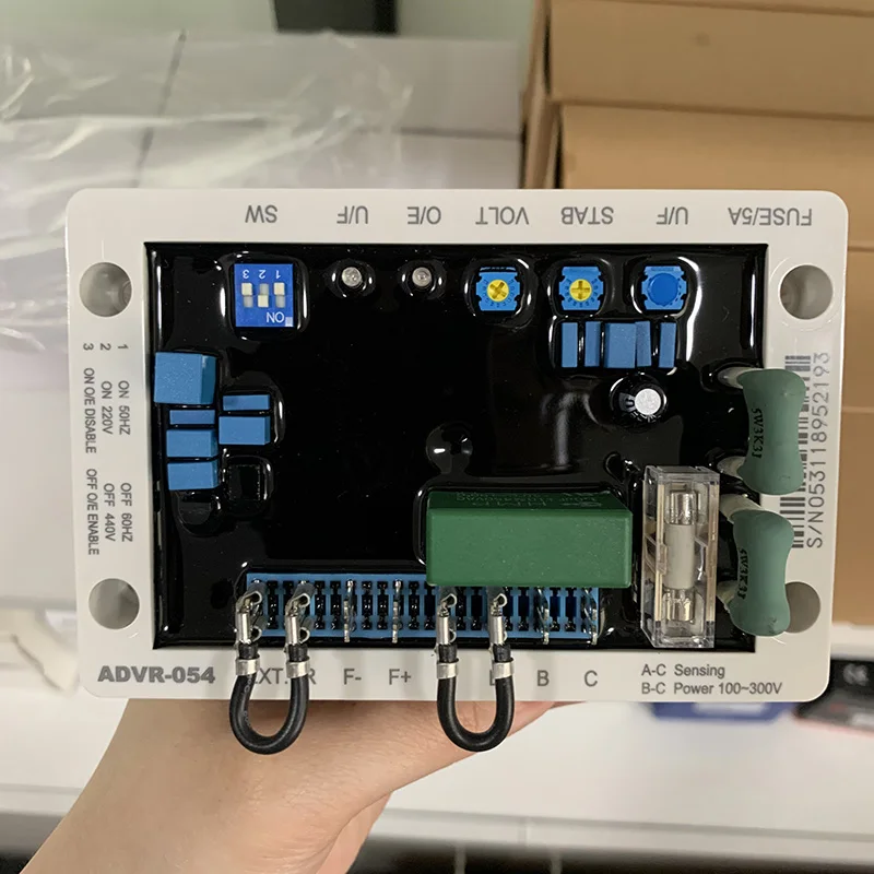 

ADVR-054 AVR KUTAI Self Excited 5Amp Automatic Voltage Regulator with High Cooling Efficiency