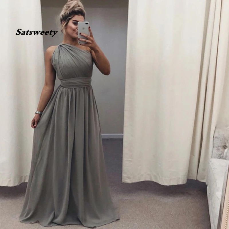 Vestidos de fiesta en el campo Clearance