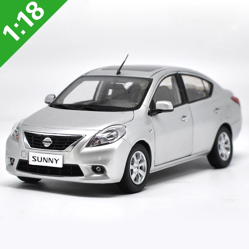1:18 Nissan Sunny литая под давлением Модель автомобиля игрушки Металлическая Модель автомобиля оригинальная коробка