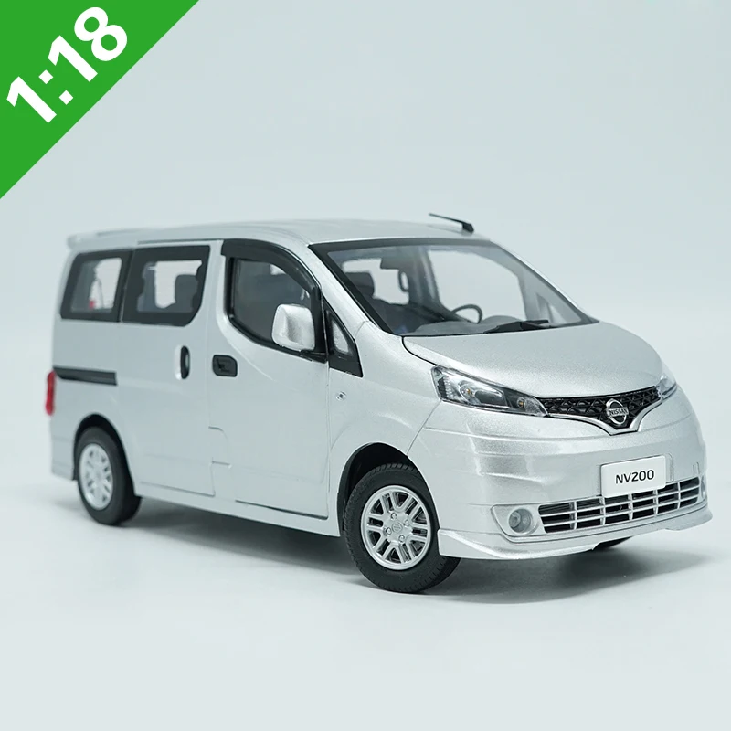 1:18 высокое тщательное NISSAN NV200 MPV сплав модель автомобиля статические металлические модельные автомобили с оригинальной коробкой - Цвет: Серебристый