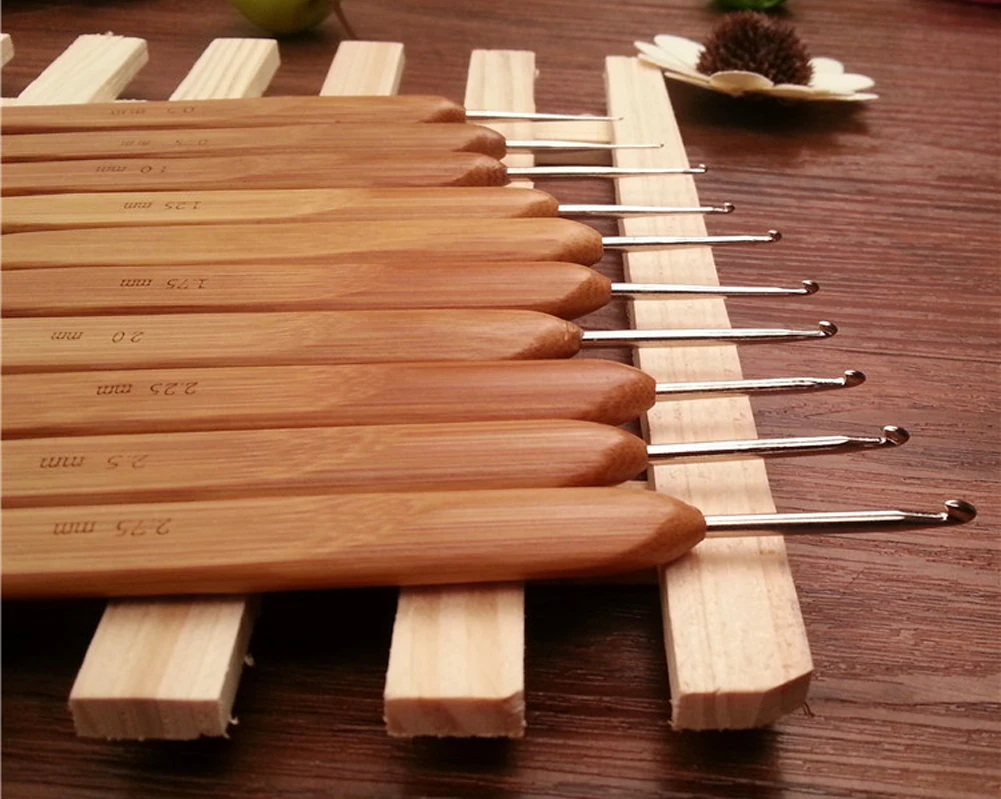 Горячая бамбуковые ручки металлические крючки для вязания крючком Needlecrafts инструмент 10 шт. в 1 комплект