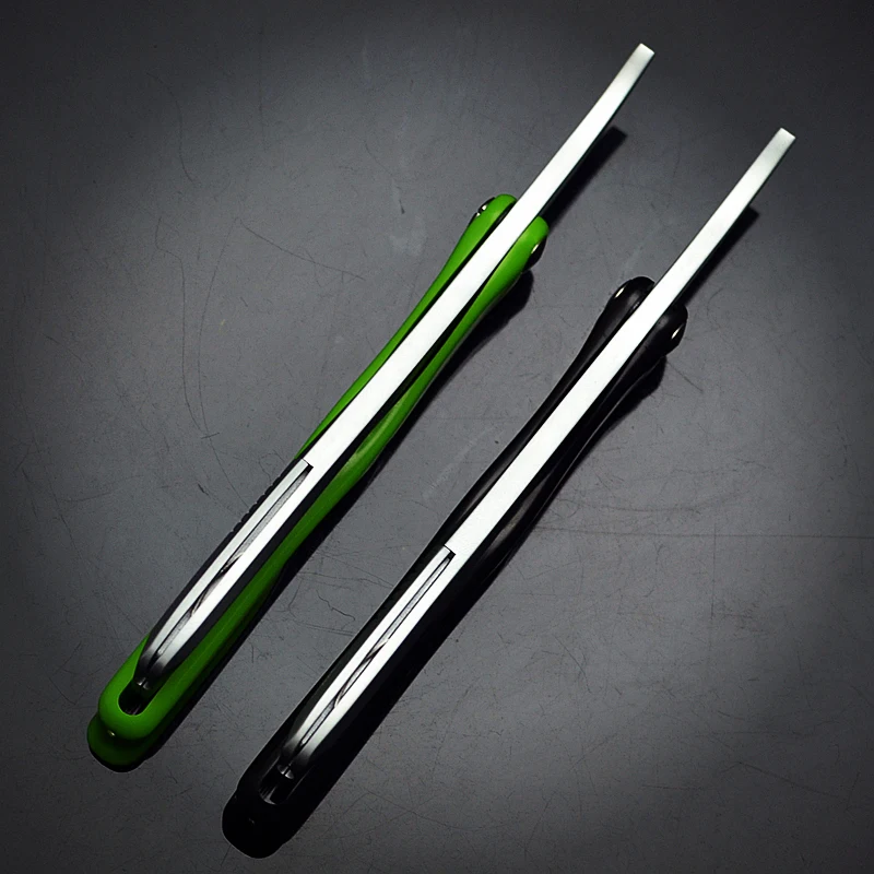 Цена 1 X цветная пластиковая ручка с прямым краем бритвы Парикмахерская складной цинковый сплав инструмент для бритья волос с 10 лезвиями