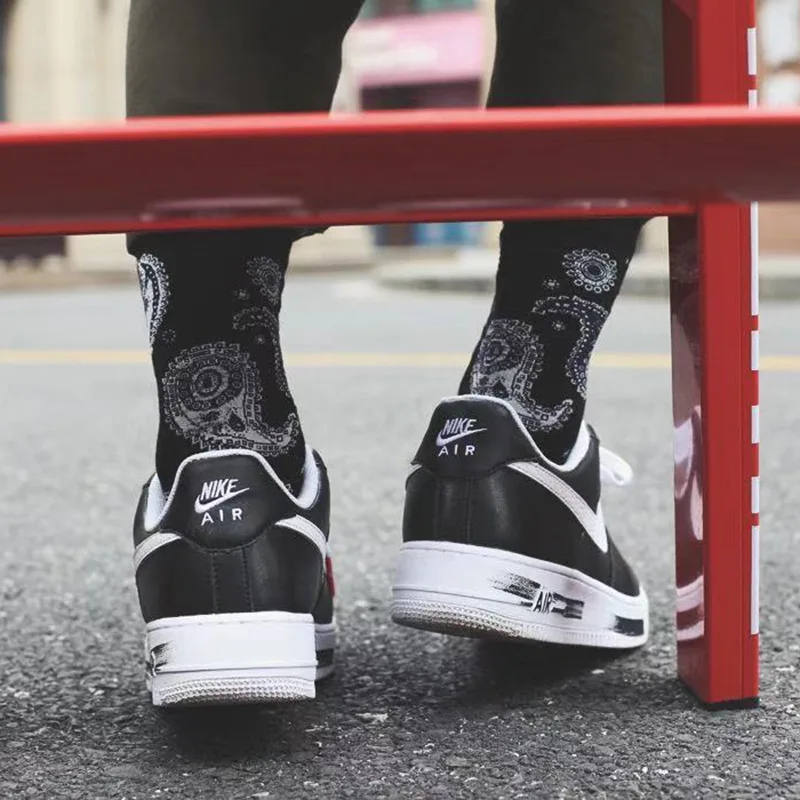 13254619244_1370192550