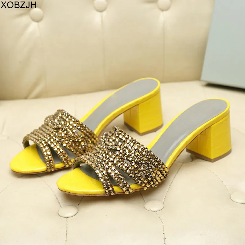 GB/Брендовая женская обувь; Летние роскошные сандалии; коллекция года; дизайнерские сандалии со стразами; черные шлепанцы из натуральной кожи; женская обувь - Цвет: Цвет: желтый