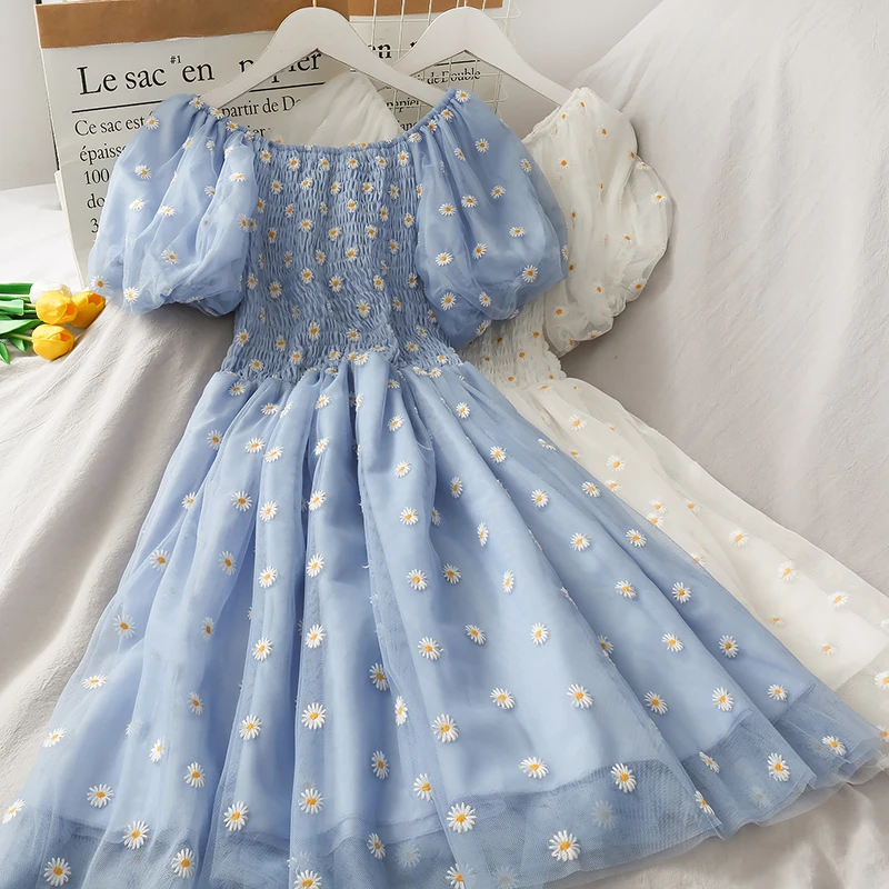 Vestido corto femenino de verano con manga corta y estampado Floral, minivestido Sexy con volantes para mujer, escote triangular