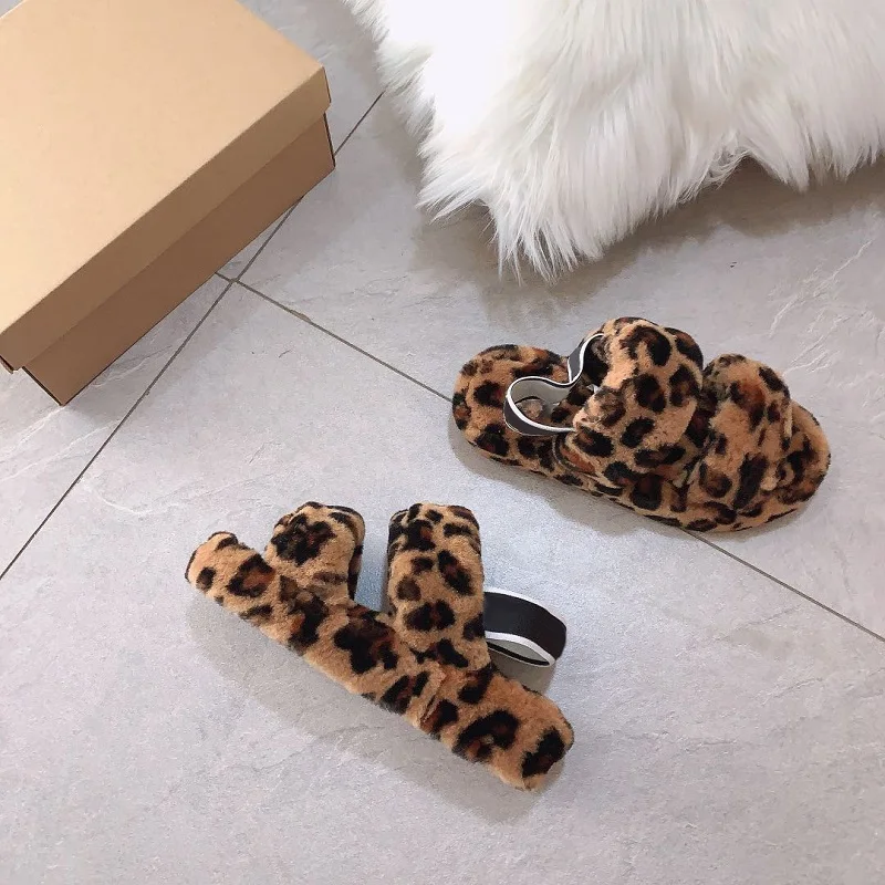 2021 Factory Price Comfort Fluffy Slippers Flat Plush Faux Fur Open Toe Pantuflas Mujer Faux Fur Slippers