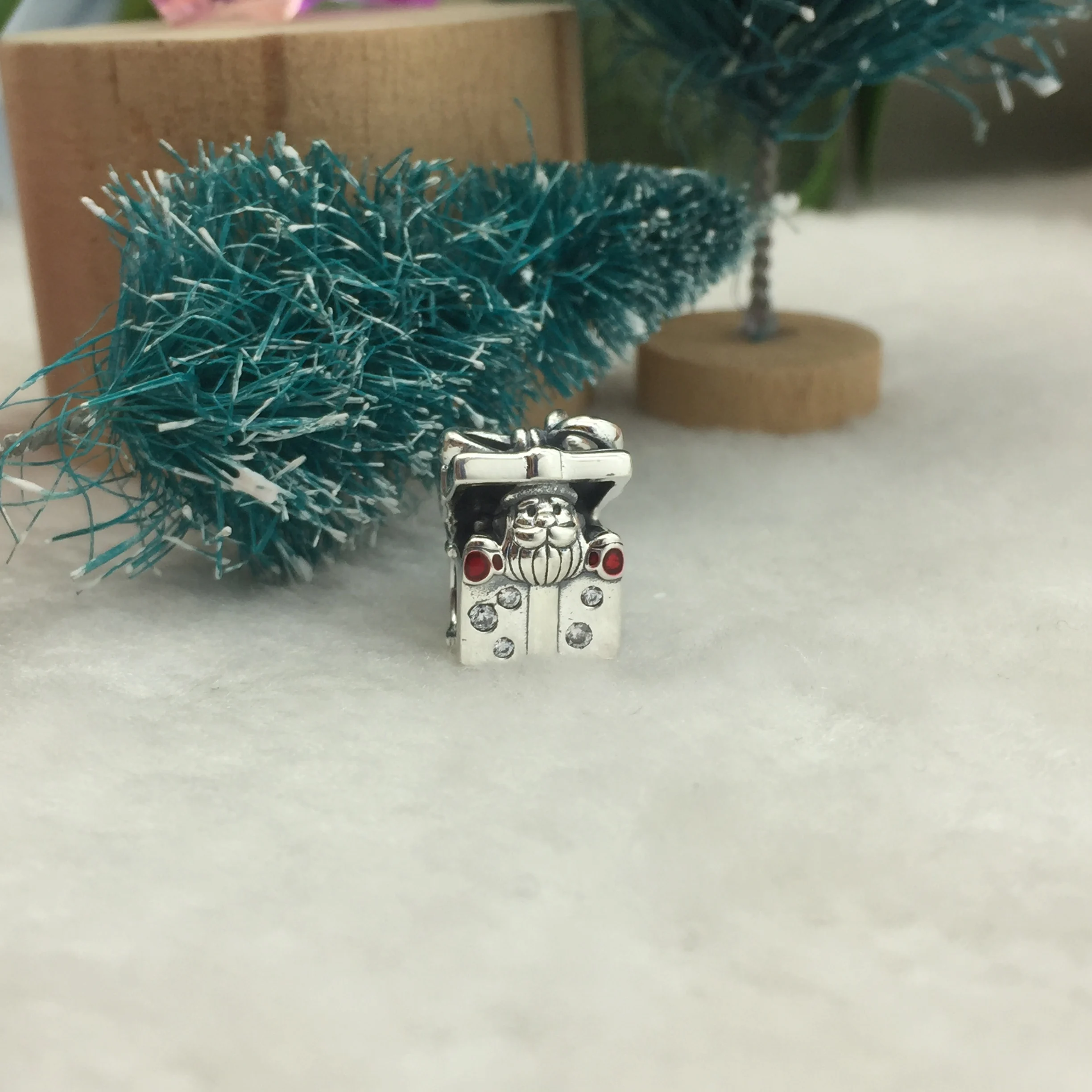 Предпродажа зимние Рождественские украшения 925 пробы серебряные сани собака Санта Клаус подарок дом Пингвин медведь коала Шарм Бусины