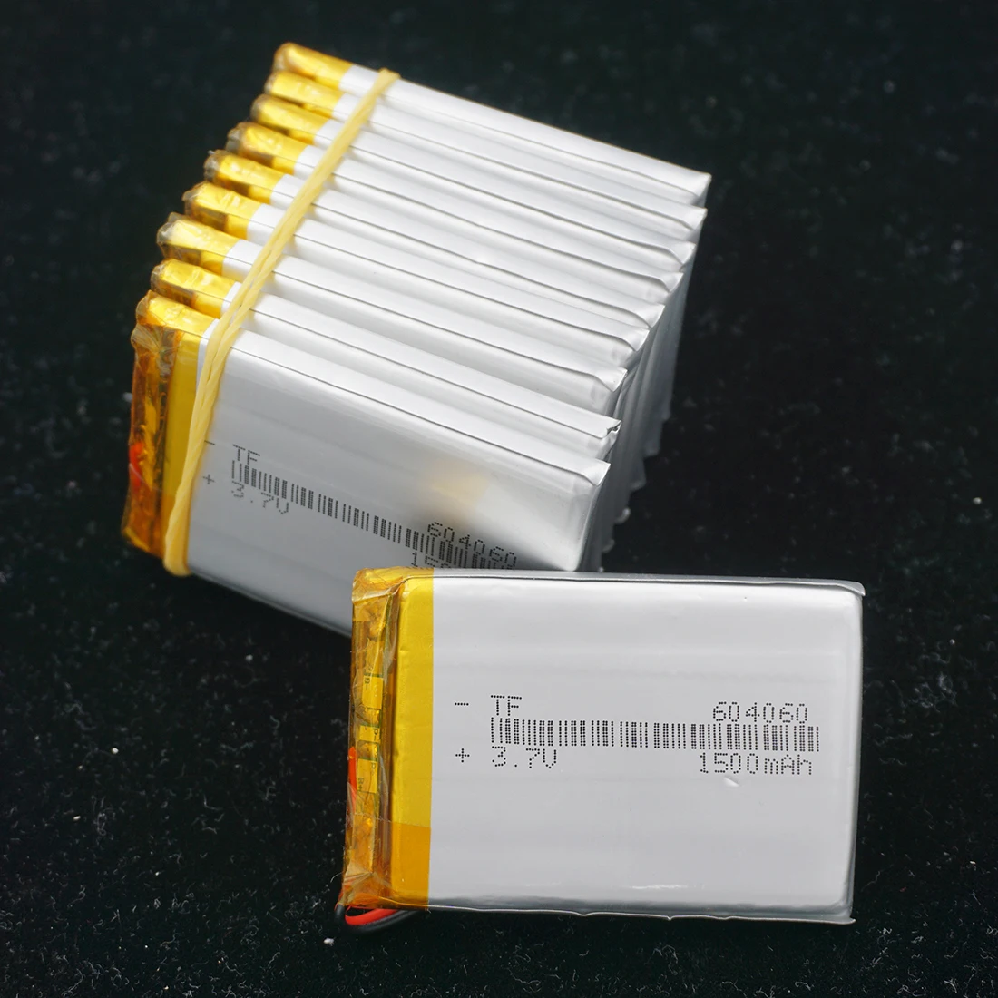 

XINJ 10pcs 3.7V 1500mAh Li lithium polymer battery li po Li ion cell 604060 For GPS Sat Nav DIY Toys Camera E-book Phone PS4 PSP