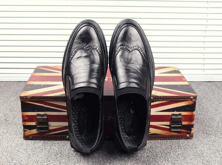 

Hot sale Spring leather business casual shoes vintage fashionable men's soft soles for men's shoes office shoes