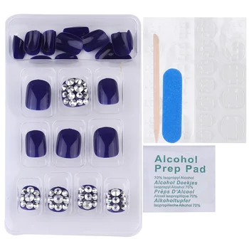 

24PCS Decorative Artifitial Detachable Nails Tips Fashion Stylish Charming Manicure Tips