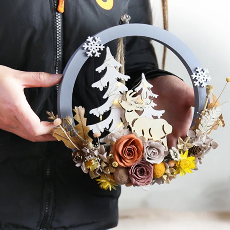 Christmas Gift Eternal Flower Garland Home Decoration Wreath Pendant a Deer Have You Rose To Send a Girlfriend Gift