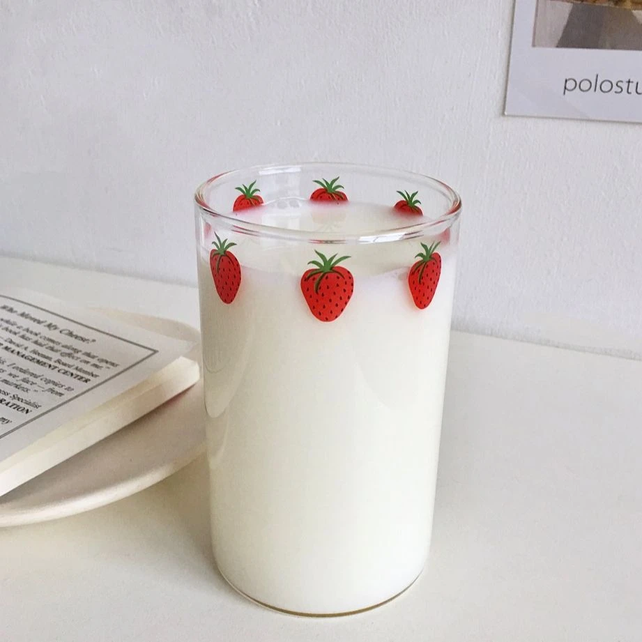 1PCS 300ml Strawberry Cute Glass Cup With Straw Creative Transparent